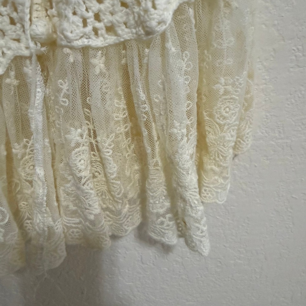 Cream Crochet‎ Lace Peplum Camisole Tank Top Boho Spaghetti Strap Size 10 - Picture 4 of 9